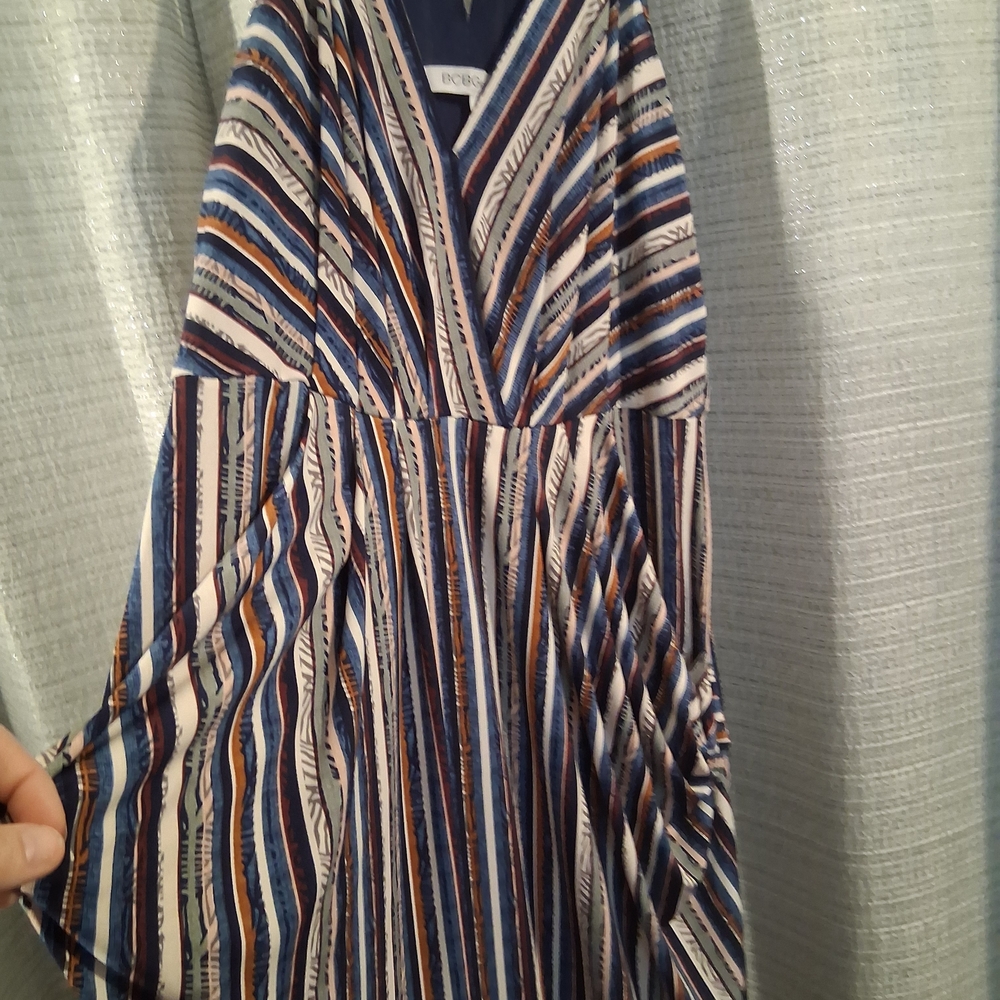 Bcbgeneration Navy And Cream Patterned Dress - image 2